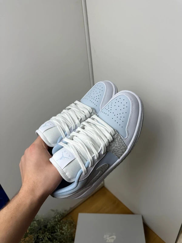 Air Jordan 1 Low SE Blue Tint/Sail‑White‑Grey Fog