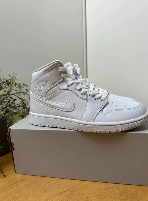 Air Jordan 1 Mid WMNS White