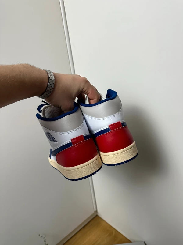 Air Jordan 1 Mid Deep Royal Blue/White